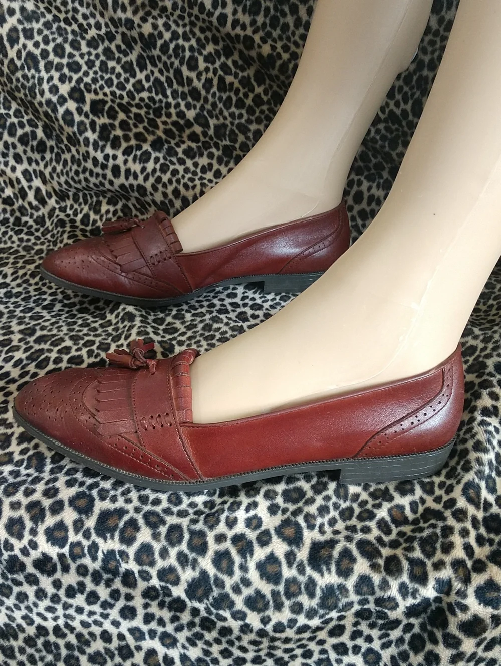 Women's Tassel Kiltie Loafer in Burgundy Leather